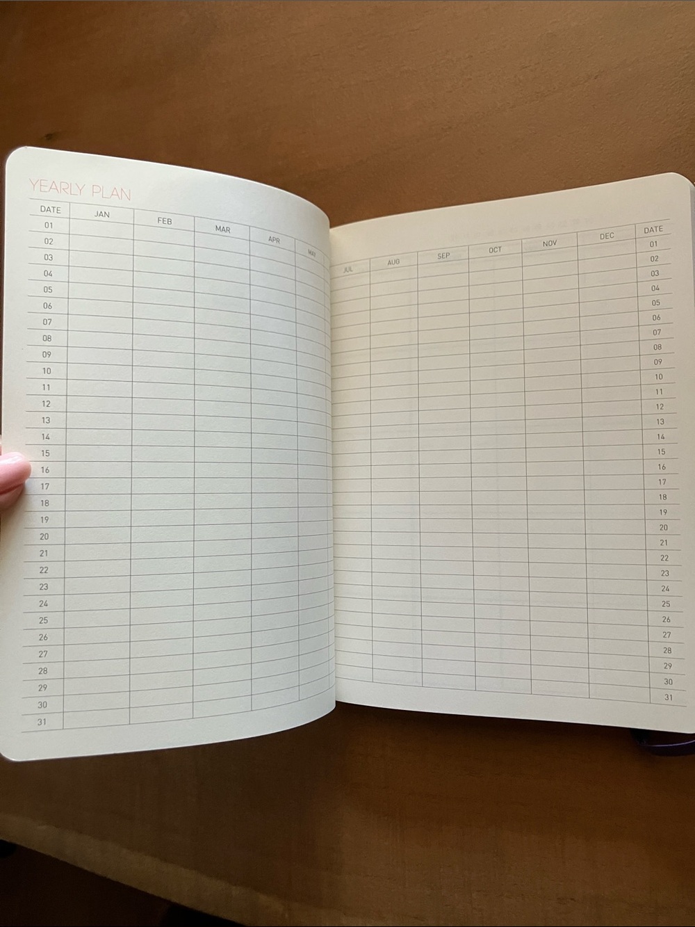 Korean Diary Planner & Notebook - Picture 4 of 6